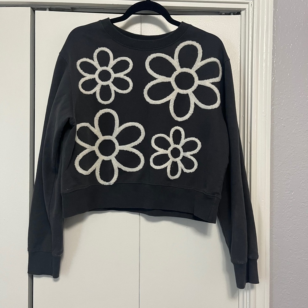 Recycled Threads Women Charcoal Black Floral Chenille Patch Cropped Sweatshirt L